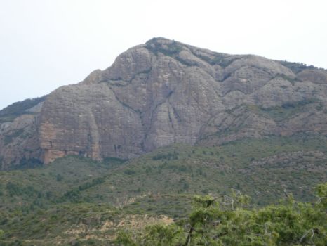Paredón de Peña Rueba en Murillo de Gállego