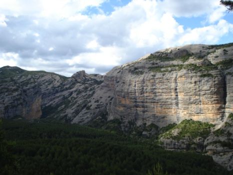 Mallos de Lazas y los Pepes en Vadiello