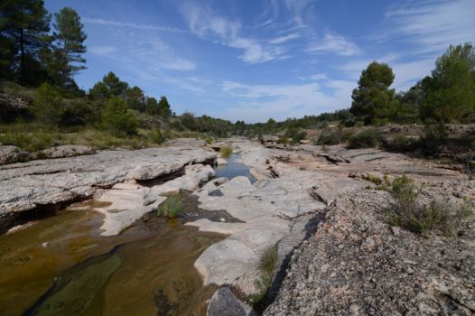 El lecho de roca esculpido por el río Algars