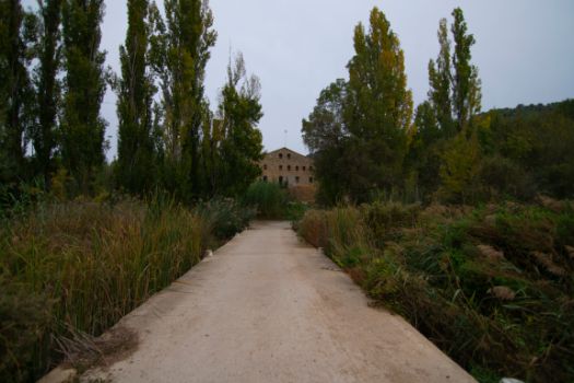 El río Algars se cruza junto al Molí de Fabrica
