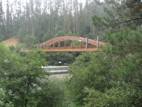 Pasarela sobre la carretera BI-2701