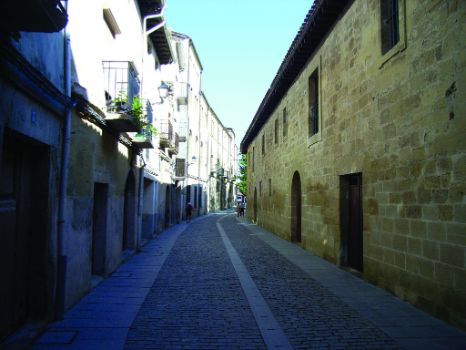 Calle del casco antiguo de Santo Domingo de la Calzada