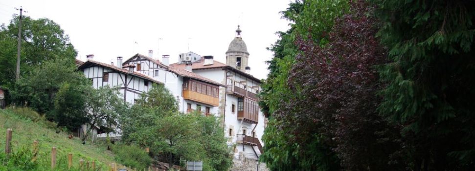 Vista de la llegada al pueblo de Leintz-Gatzaga