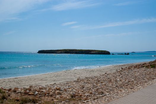 Islote en la playa de Sant Tomàs