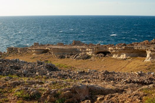 Figuras en la roca moldeadas por la acción erosiva del viento