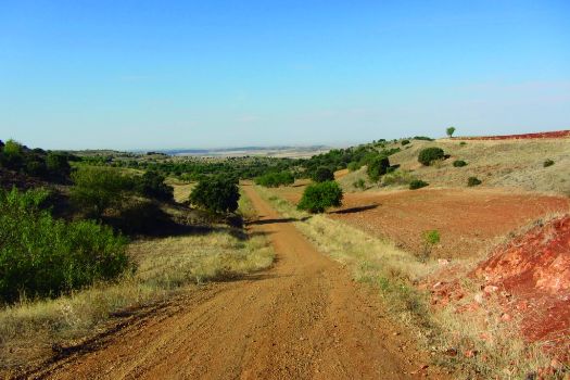 La etapa discurre por paisajes mesetarios