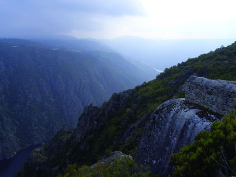Panorámica del río Sil desde la ruta