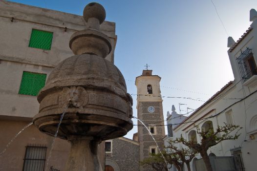 Iglesia y fuente de Benafer