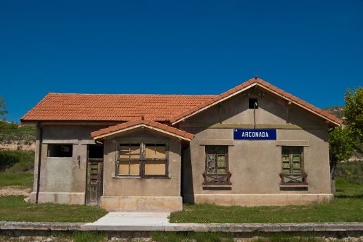 Old halt station of Arconada