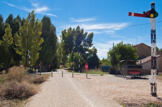 Señalización ferroviaria original en Revilla del Campo