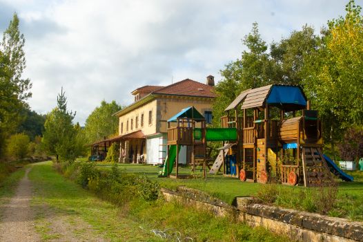 Antigua estación de Pedrosa de Valdeporres