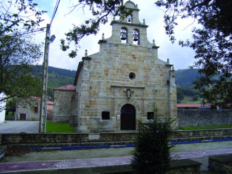 Iglesia de San Martín en Toranzo