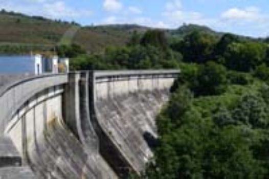 Presa del embalse de las Conchas