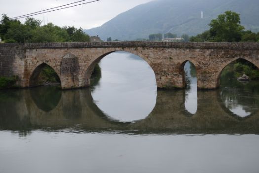 Puente de la Cigarrosa, en Petín