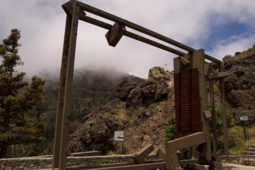 Monumento a las víctimas del incendio forestal de 1984