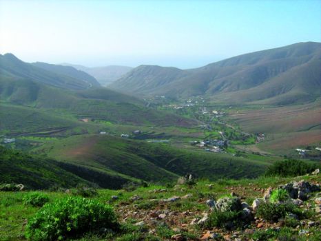Panorámica del pueblo de Vega del Río Palmas desde el sendero