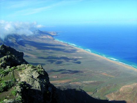 Panorámica de la costa de Cofete desde el camino