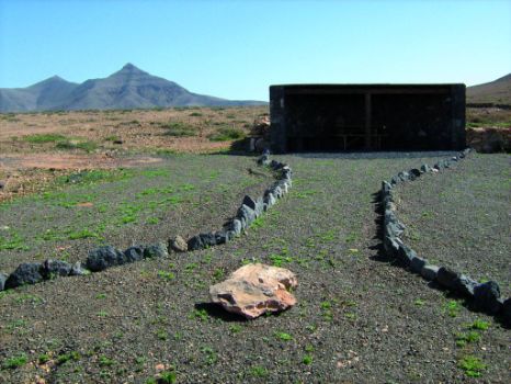 Área de descanso techada en el entorno de Montaña Bermeja