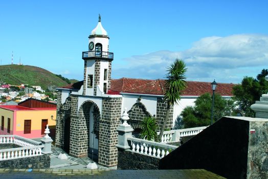 Iglesia de Nuestra Señora de la Concepción en el casco histórico de Valverde