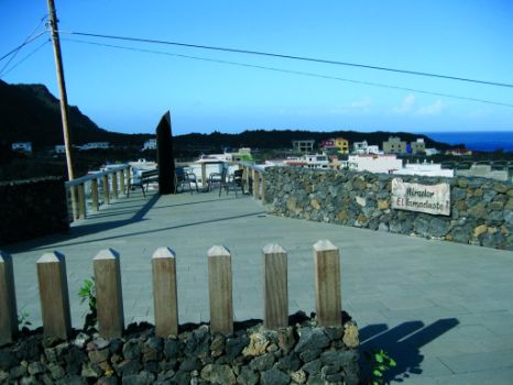 Mirador de Tamaduste, en la entrada de la población del mismo nombre