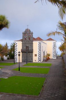Iglesia de San Juan Bautista en Puntallana
