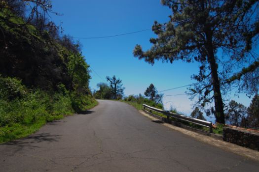 Ascenso desde el barranco de Garome, junto al área recreativa Casa del Trigo