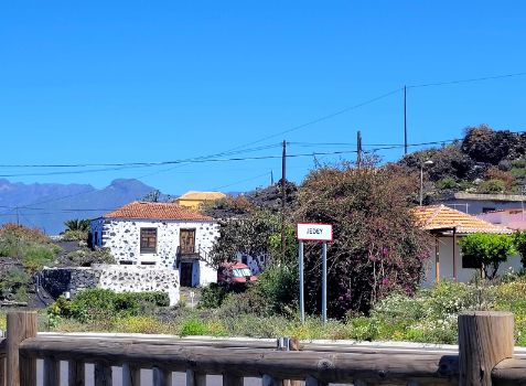 Camino Natural a su paso por la localidad de Jedey