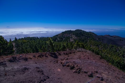 Vistas desde La Deseada, se pueden apreciar las siluetas de Tenerife y La Gomera