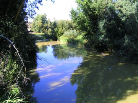 Cauce del río Guadámez, zona de pesca sin muerte
