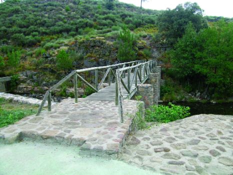 Inicio de la senda del Embalse del Prado