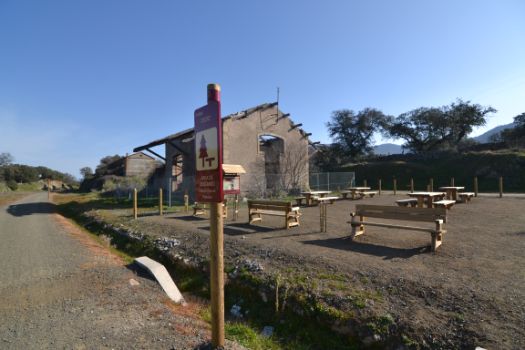 Antigua estación de Oliva-Almendrales