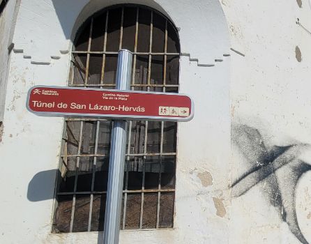 Señalización urbana del Camino Natural