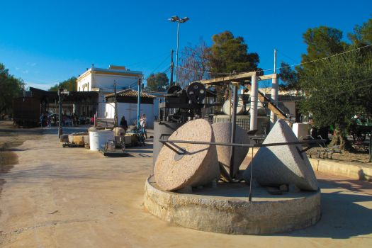 Antigua estación de Luque en 2016