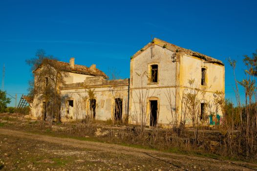 Antigua estación de Campo Real en 2023
