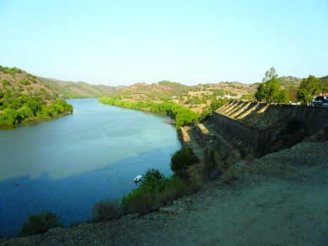 Embarcadero para la carga de mineral en el puerto de La Laja