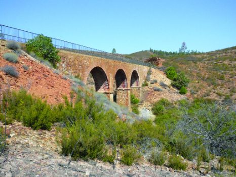 Puente romano sobre el Charco del Lobo