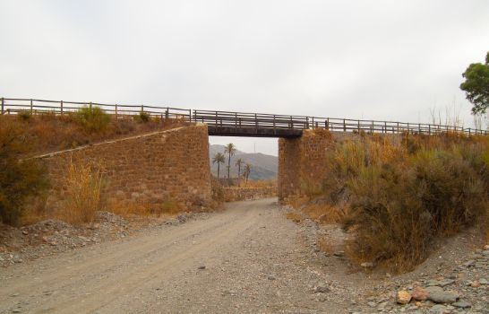 Rambla Honda y pasarela ferroviaria