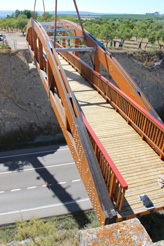 Pasarela en el Camino Natural Vía Verde de Barbastro-Castejón del Puente-Monzón 