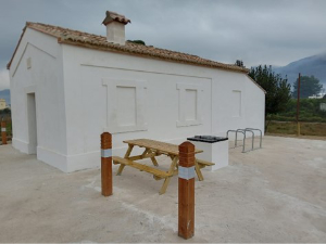 Las casetas guardabarreras del Camino Natural de l’Antic Trenet se transforman en Centros de Visitantes