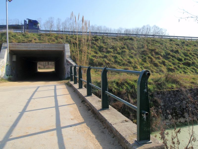 Túnel de la carretera AP-7 E-15