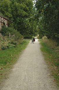 Bicicleta en el Camino Natural junto a la estación de Zúñiga