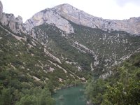 Cola del embalse de Vadiello y cretas del Borón