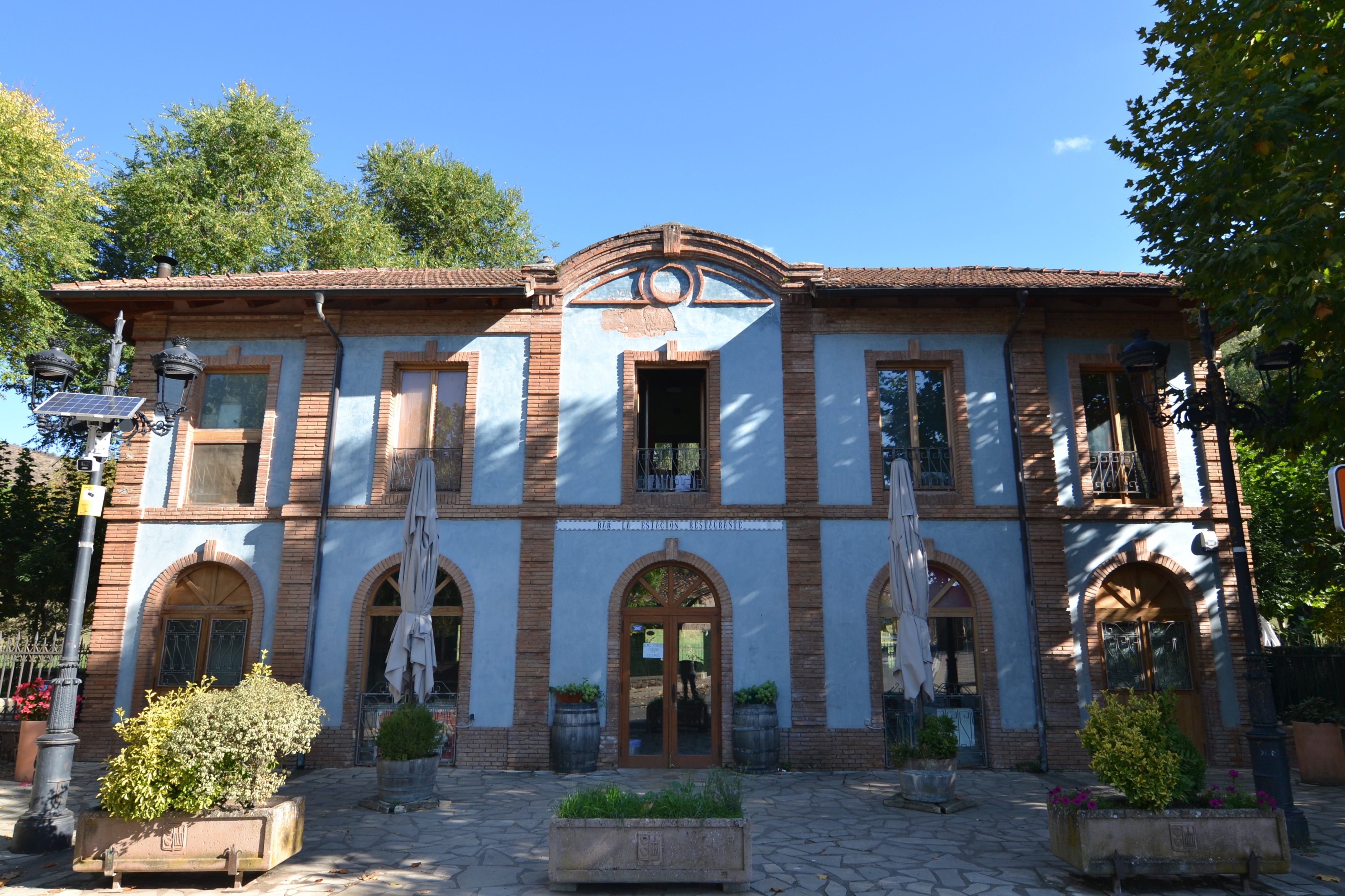 Estación de Ezcaray -  fachada