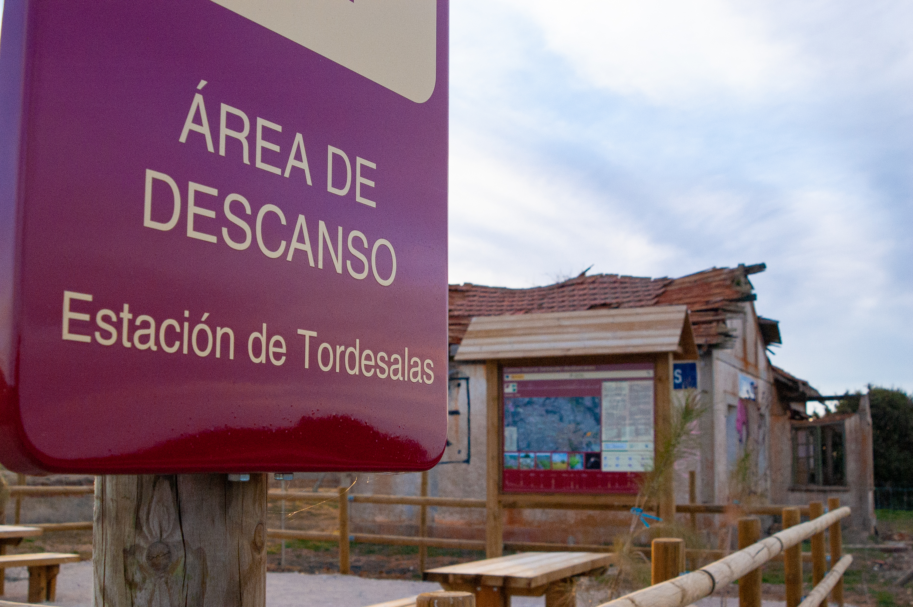 Área de descanso de antigua estación de Tordesalas