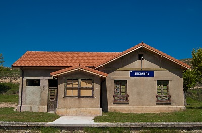 Old halt station of Arconada