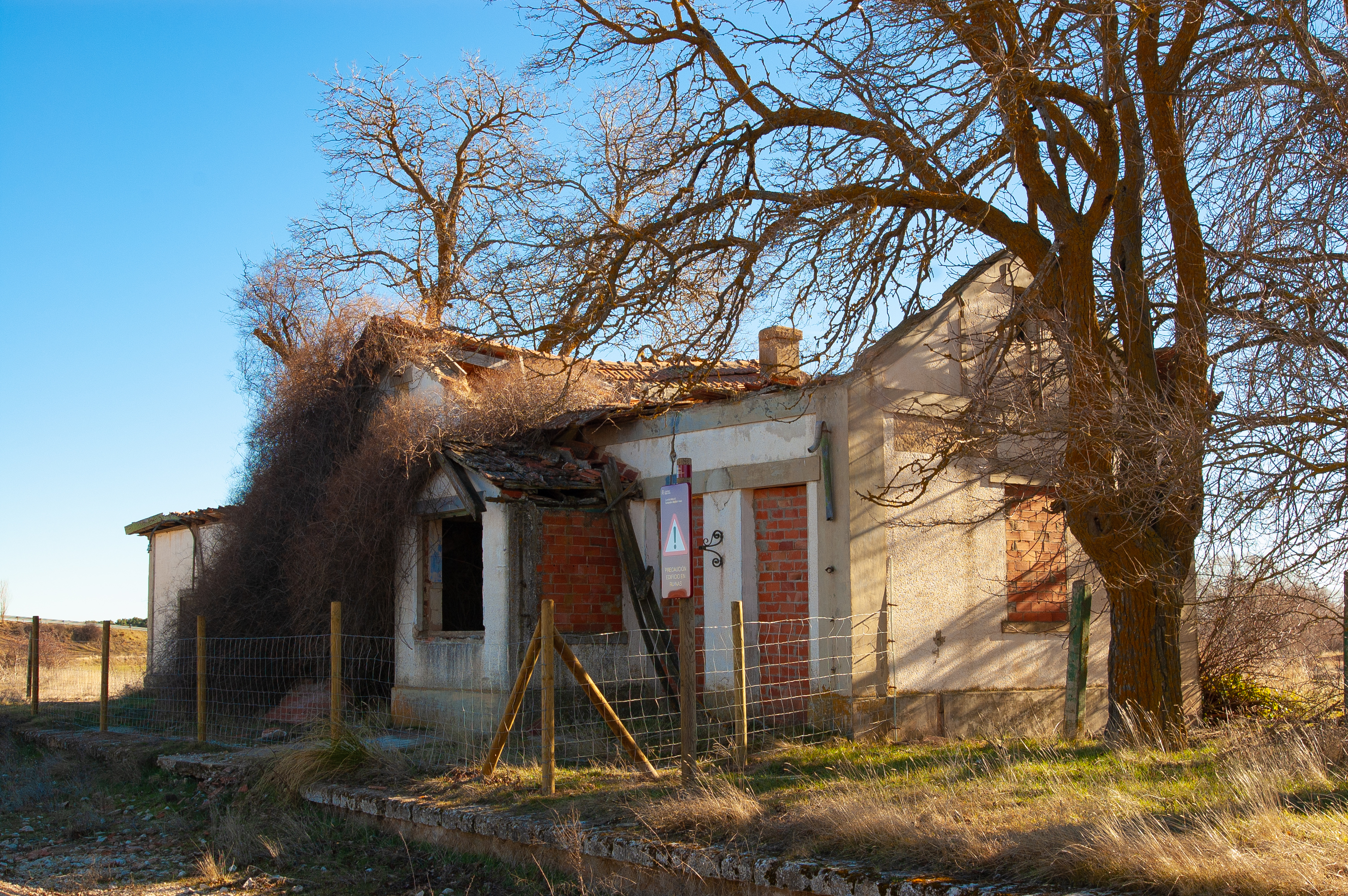 Antigua estación de Candilichera