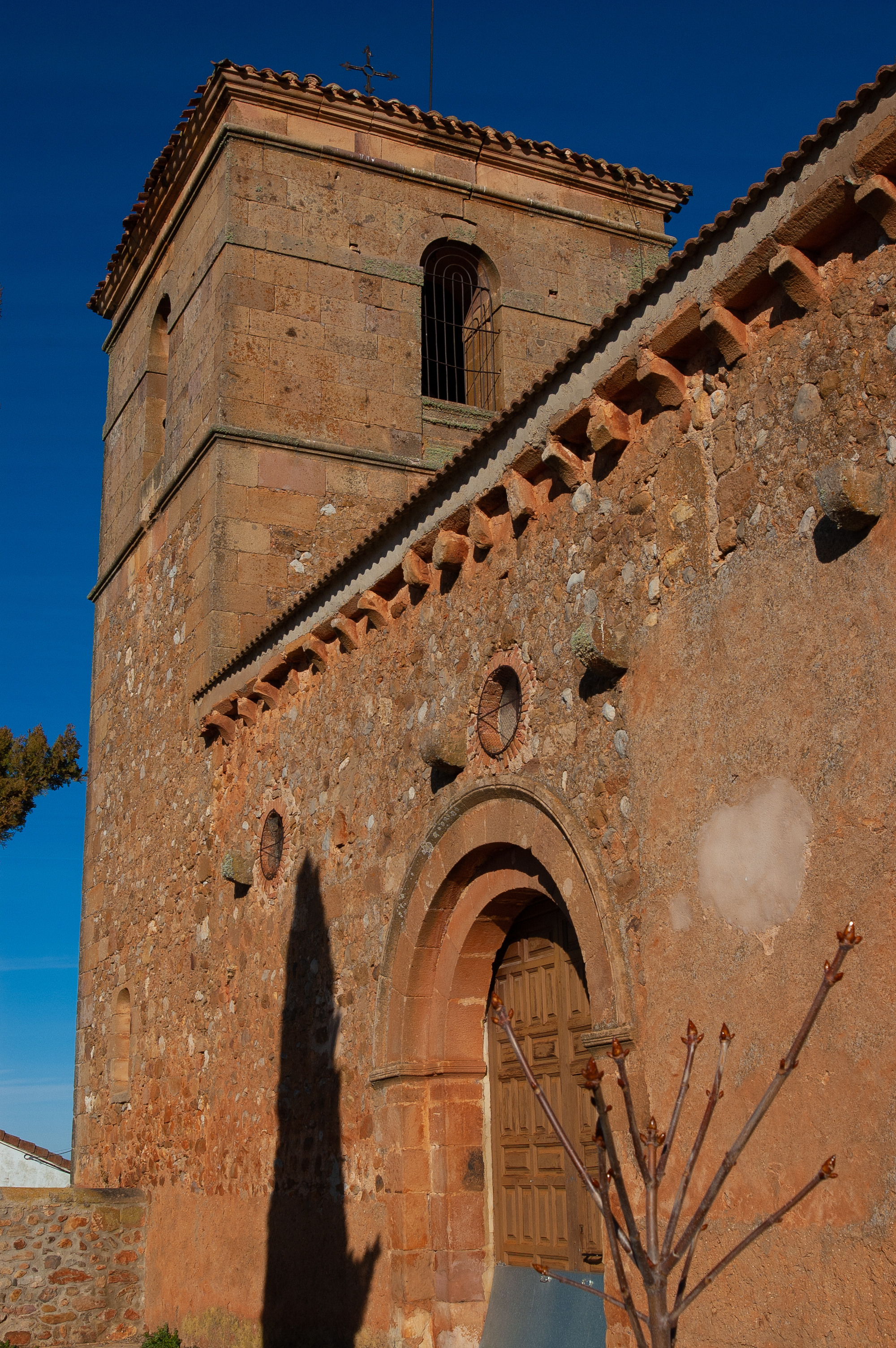 Iglesia de Mazalvete