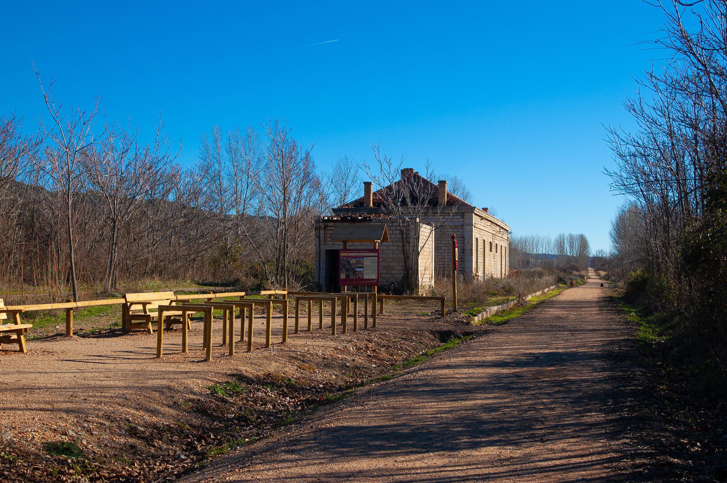 Antigua estación de Báguena