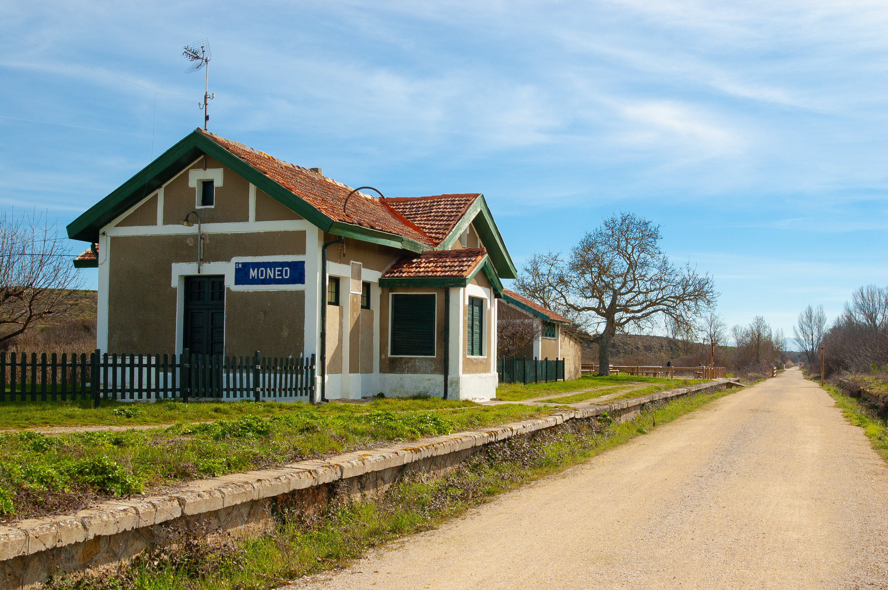 Antigua estación de Moneo