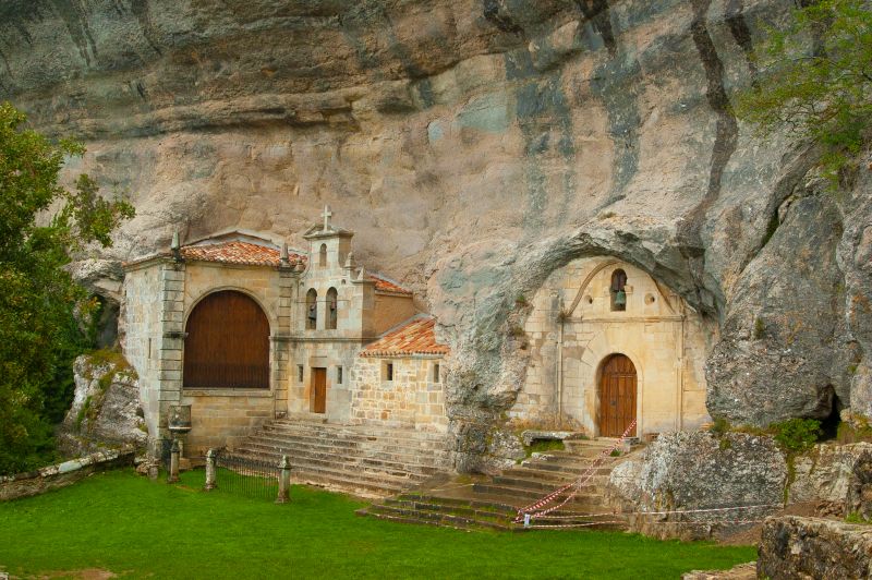 Monumento Natural Ojo Guareña